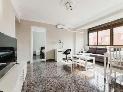 Sala d'estar de Pis de lloguer en  Valencia Capital amb Aire condicionat, Calefacció i Moblat