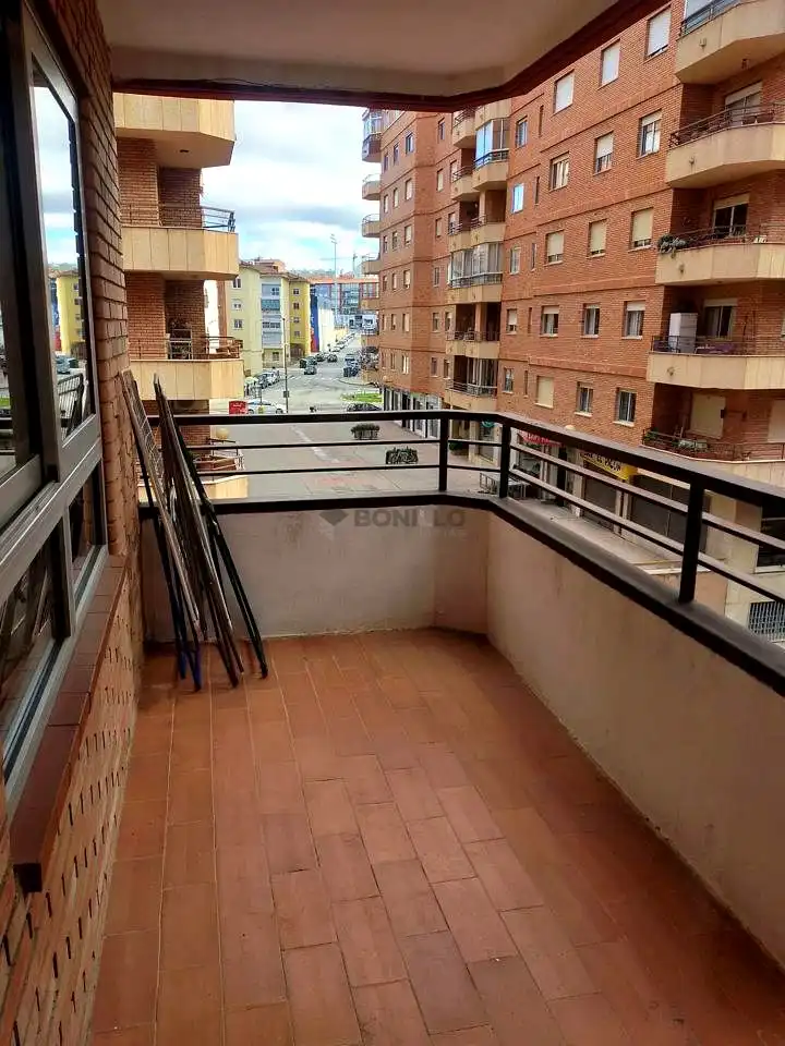 Terrasse von Wohnung zur Miete in Teruel mit Heizung, Terrasse und Abstellraum