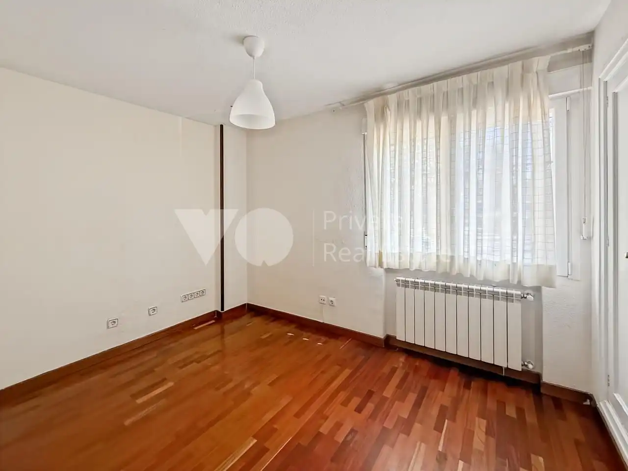 Habitación de Piso de alquiler en Majadahonda con Aire acondicionado, Calefacción y Parquet