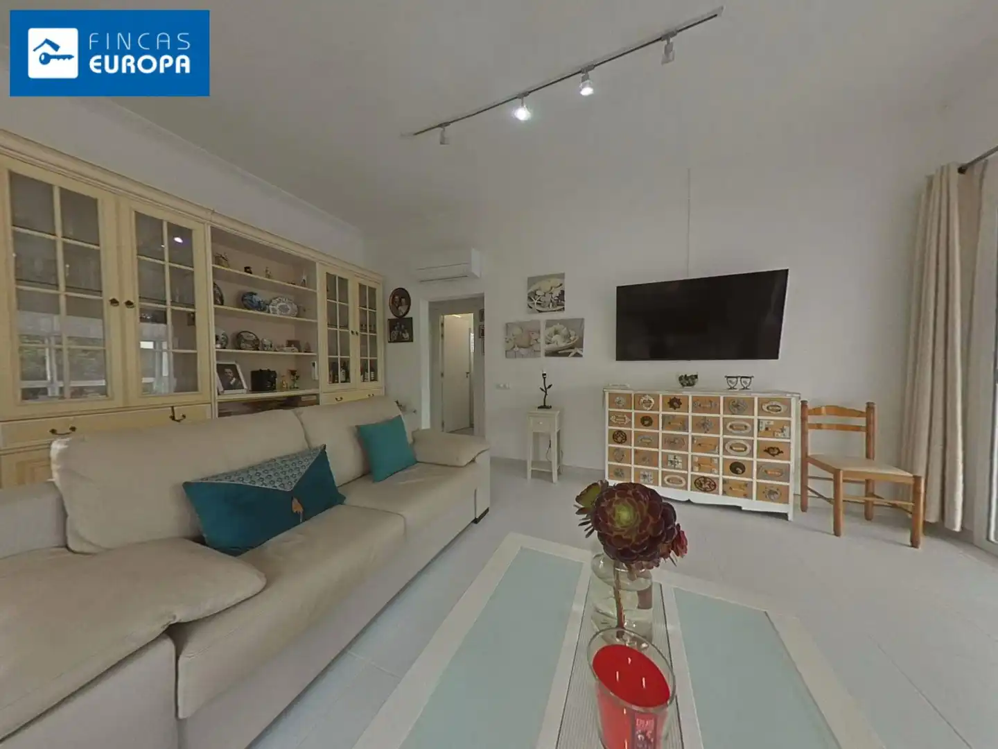Sala d'estar de Casa o xalet en venda en Salou amb Calefacció, Jardí privat i Traster