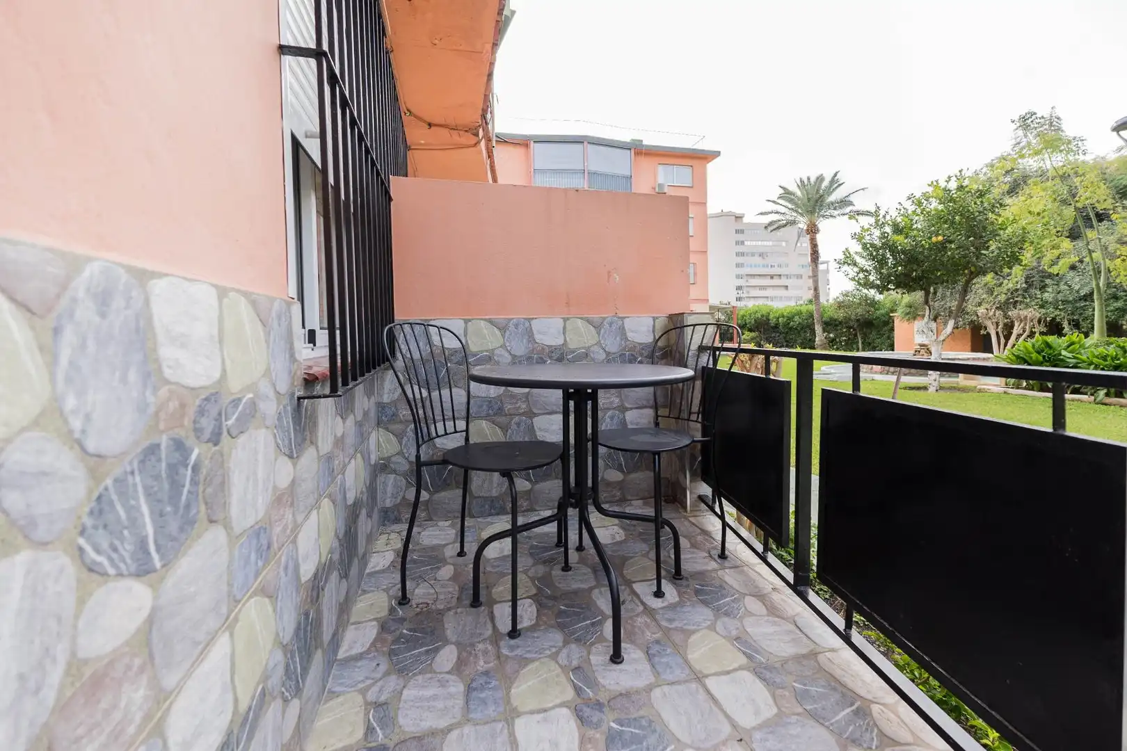Terrassa de Estudi en venda en Fuengirola amb Aire condicionat, Calefacció i Jardí privat