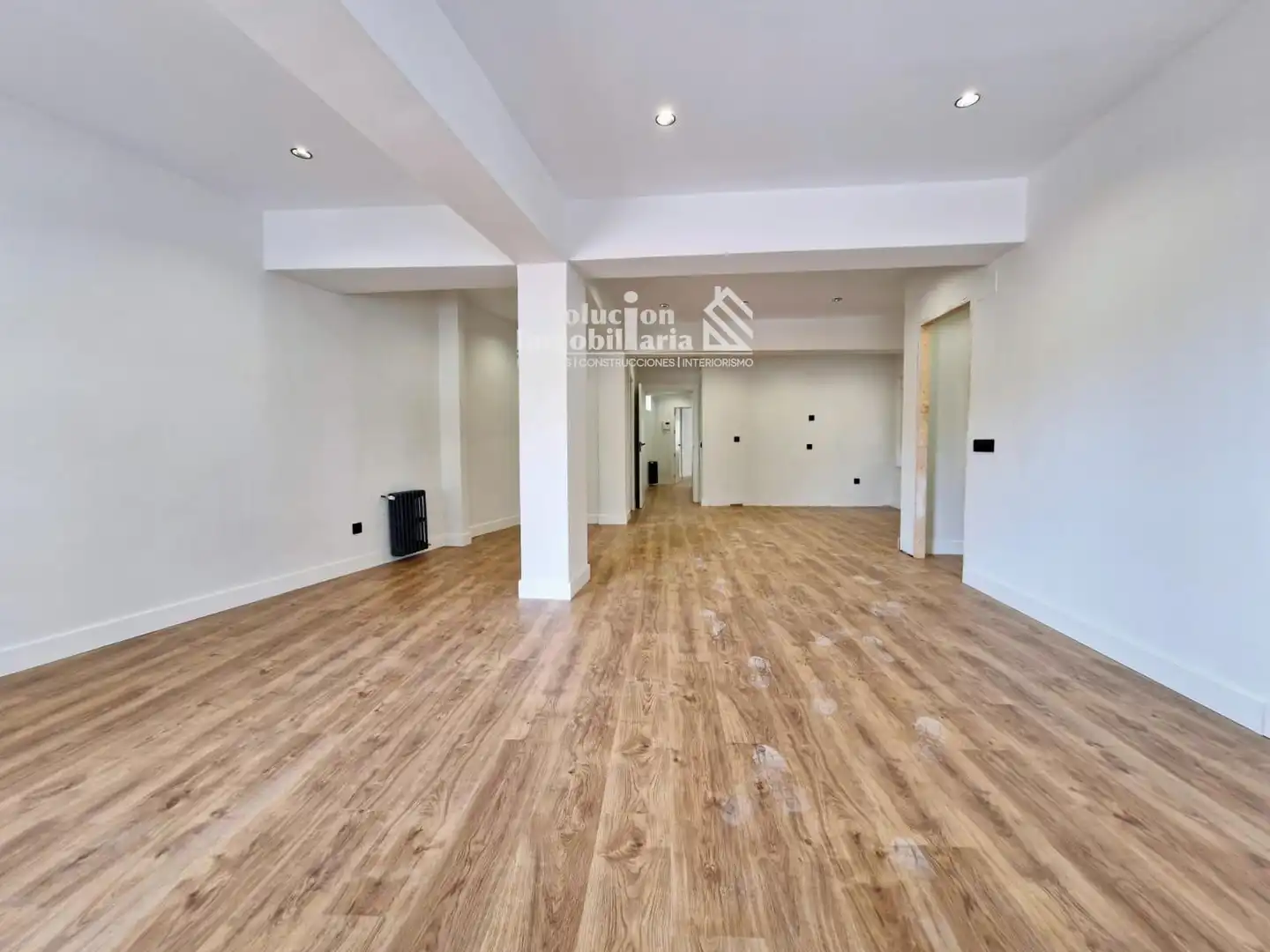 Wohnung zum Verkauf in Salamanca mit Heizung, Terrasse und Möbliert