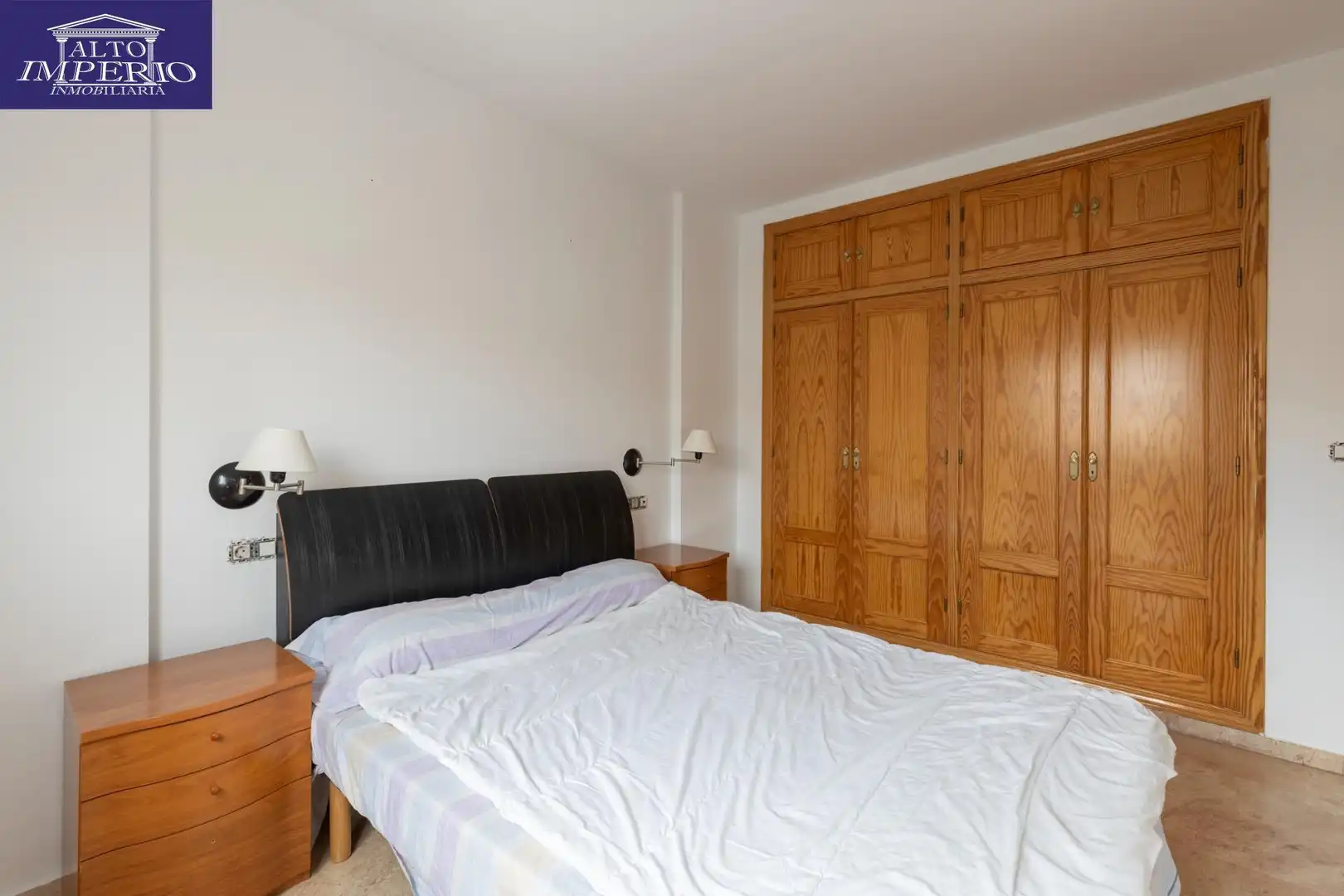 Casa adosada en venta en MARTE, 21, Ogíjares