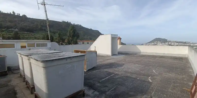 Vista exterior de Casa o xalet en venda en Arucas amb Terrassa, Traster i Moblat