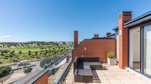Foto 2 von Maisonette zum Verkauf in Avenida de Casablanca, Prado de Somoaguas, Pozuelo de Alarcón