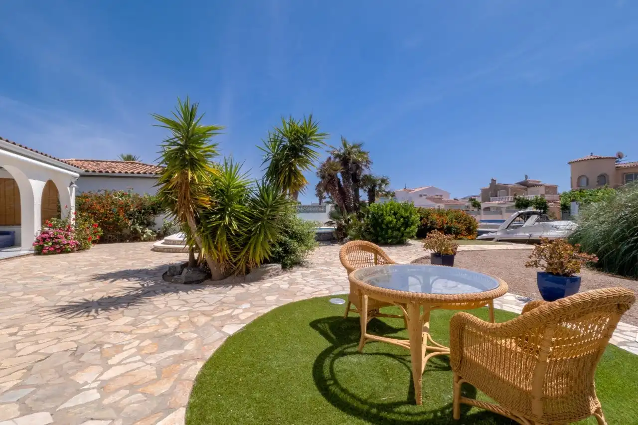 Casa con piscina in vendita a Cap Ras - Creus - Falconera, imagen 13