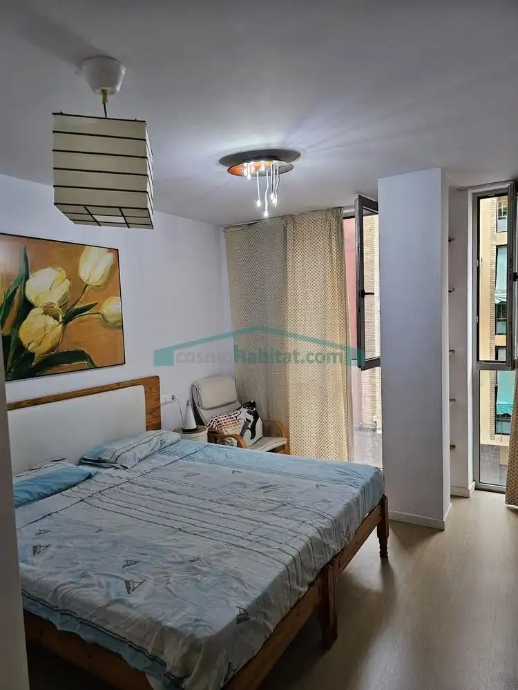 Habitación de Estudio en venta en Alicante / Alacant con Parquet y Piscina comunitaria