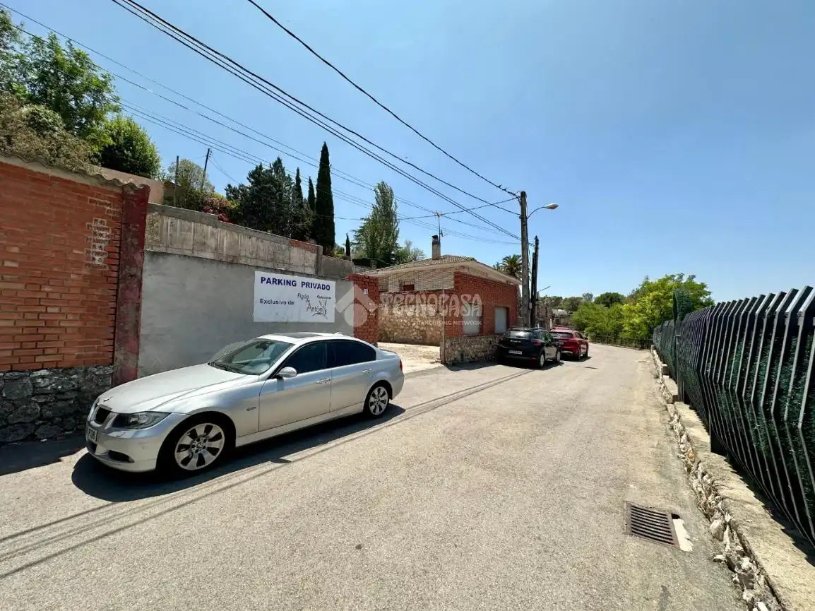 Parkplatz von Residential zum Verkauf in Los Santos de la Humosa