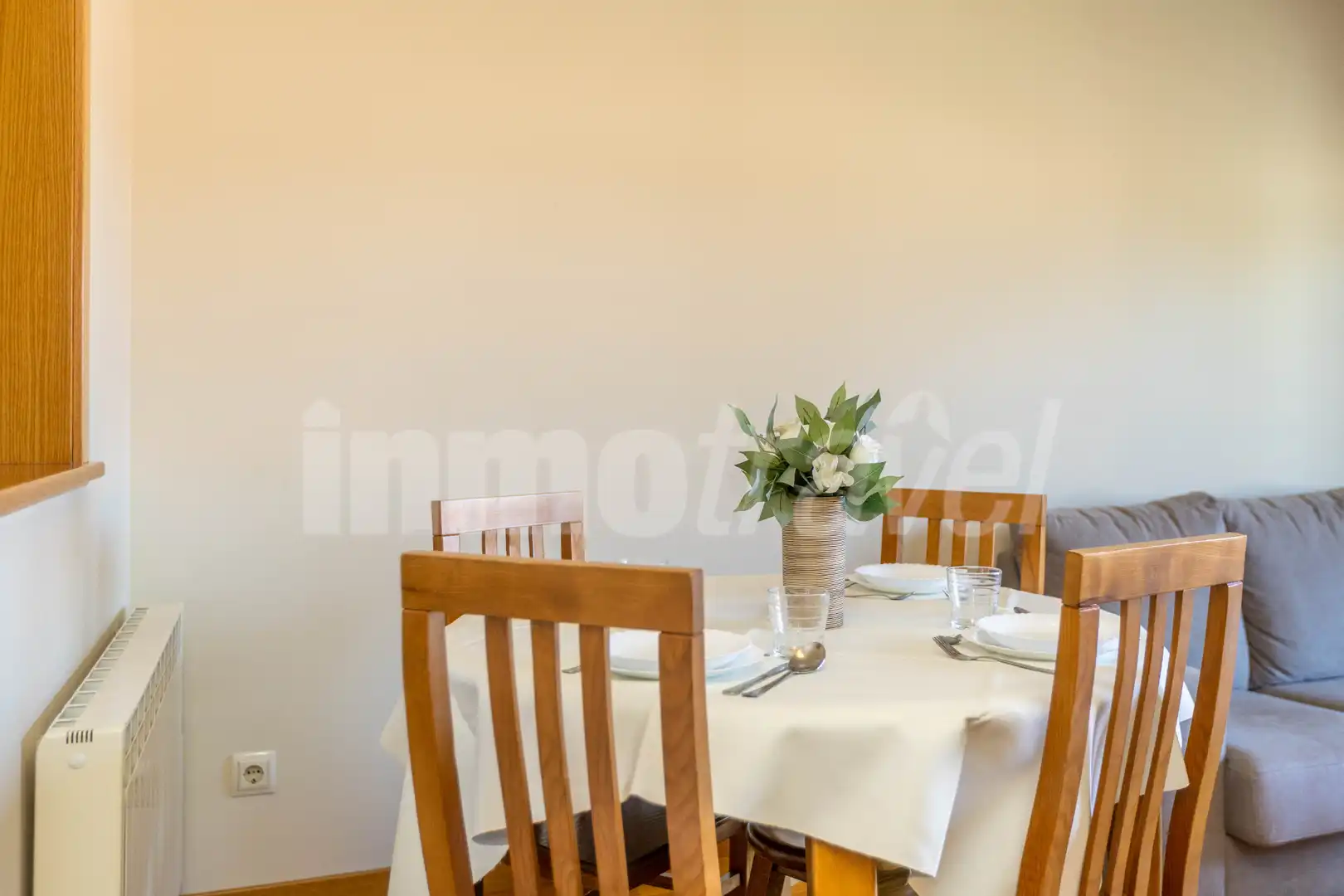 Menjador de Apartament en venda en Sanxenxo amb Calefacció, Parquet i Terrassa
