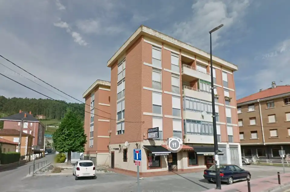 Wohnung zum Verkauf in Avenida Cantabria