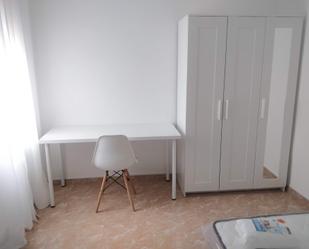 Bedroom of Flat to share in Badalona  with Furnished, Oven and Washing machine