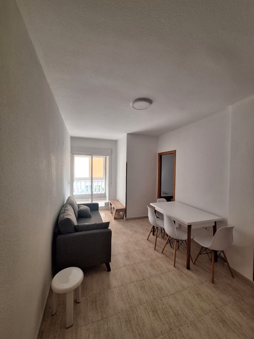 Bedroom of Flat to rent in Torrevieja  with Furnished, Oven and Washing machine