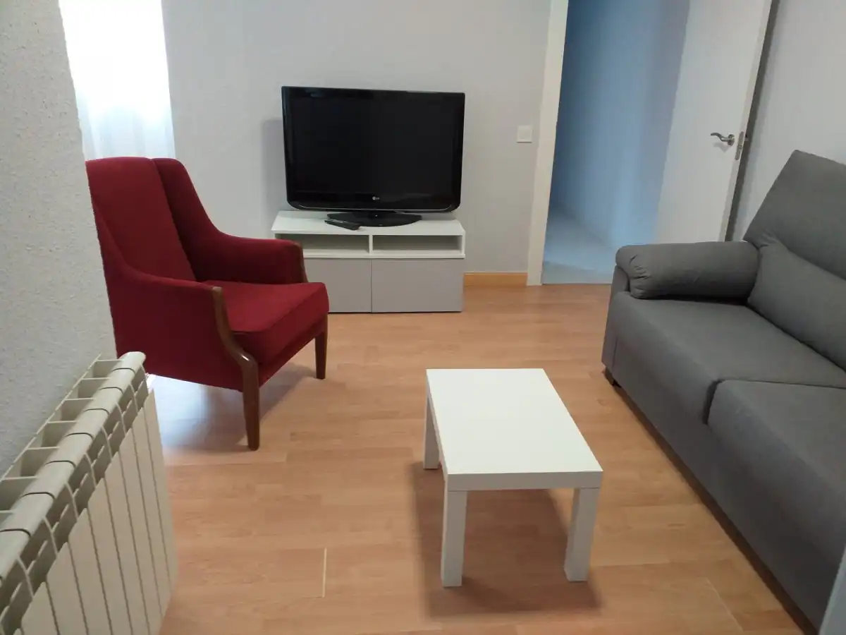 Piso de alquiler en Castilla - Hermida