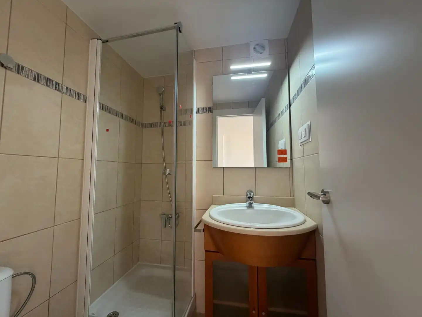 Bathroom of Flat for sale in Roses  with Air Conditioner, Parquet flooring and Terrace