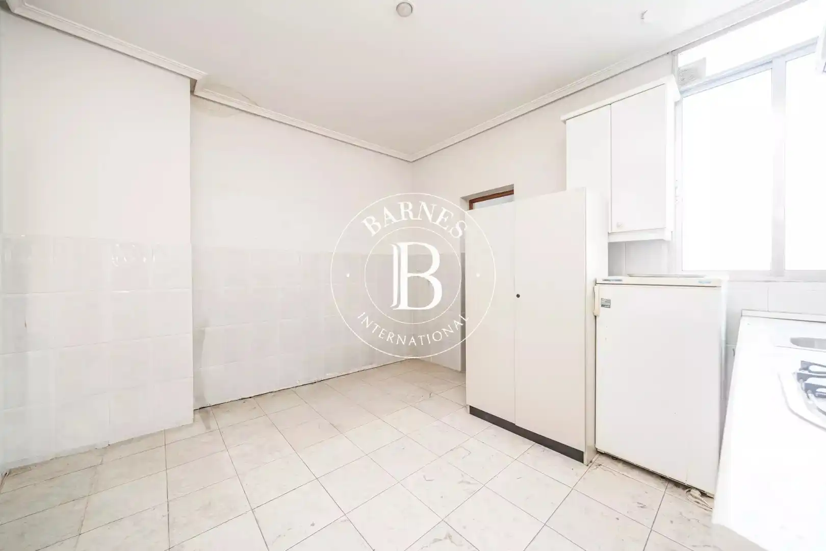 Piso en venta en Madrid con Calefacción y Balcón