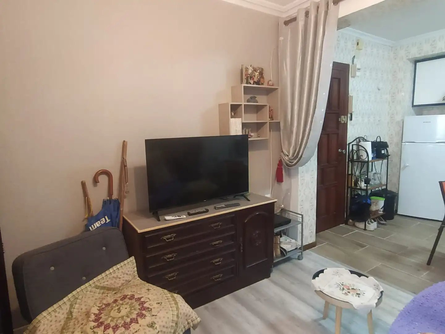 Sala de estar de Apartamento en venta en Cariño con Calefacción, Amueblado y Horno