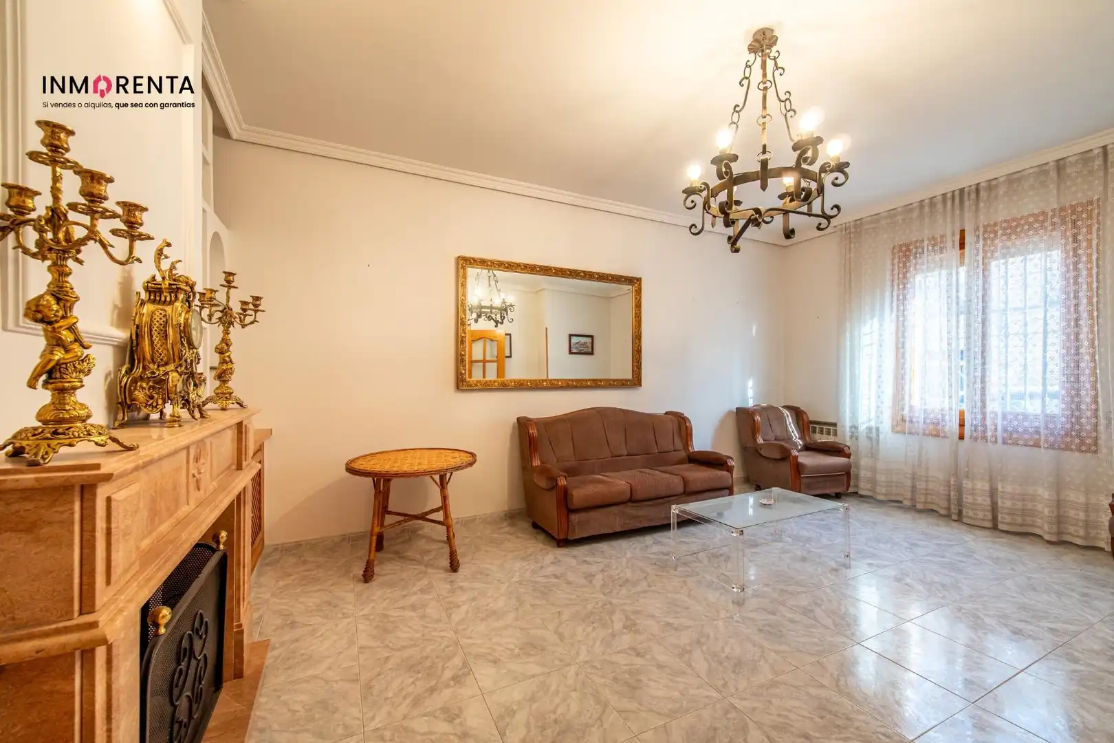 Sala de estar de Casa adosada en venta en La Mata con Calefacción, Terraza y Amueblado