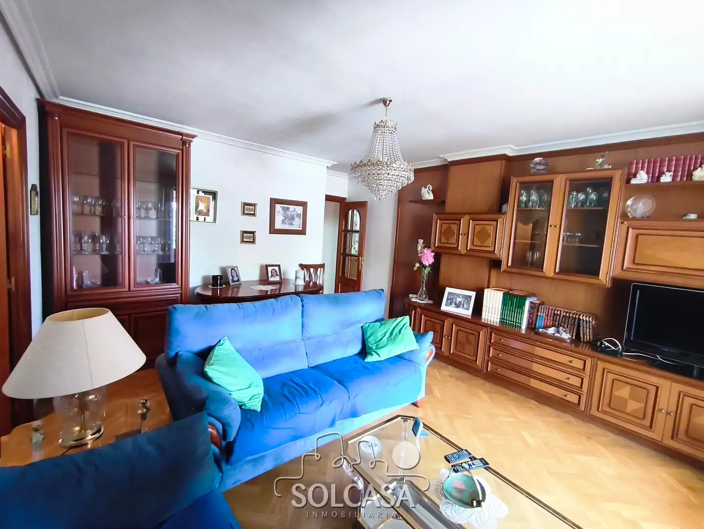 Living room of Flat for sale in Valladolid  with Heating, Parquet flooring and Balcony