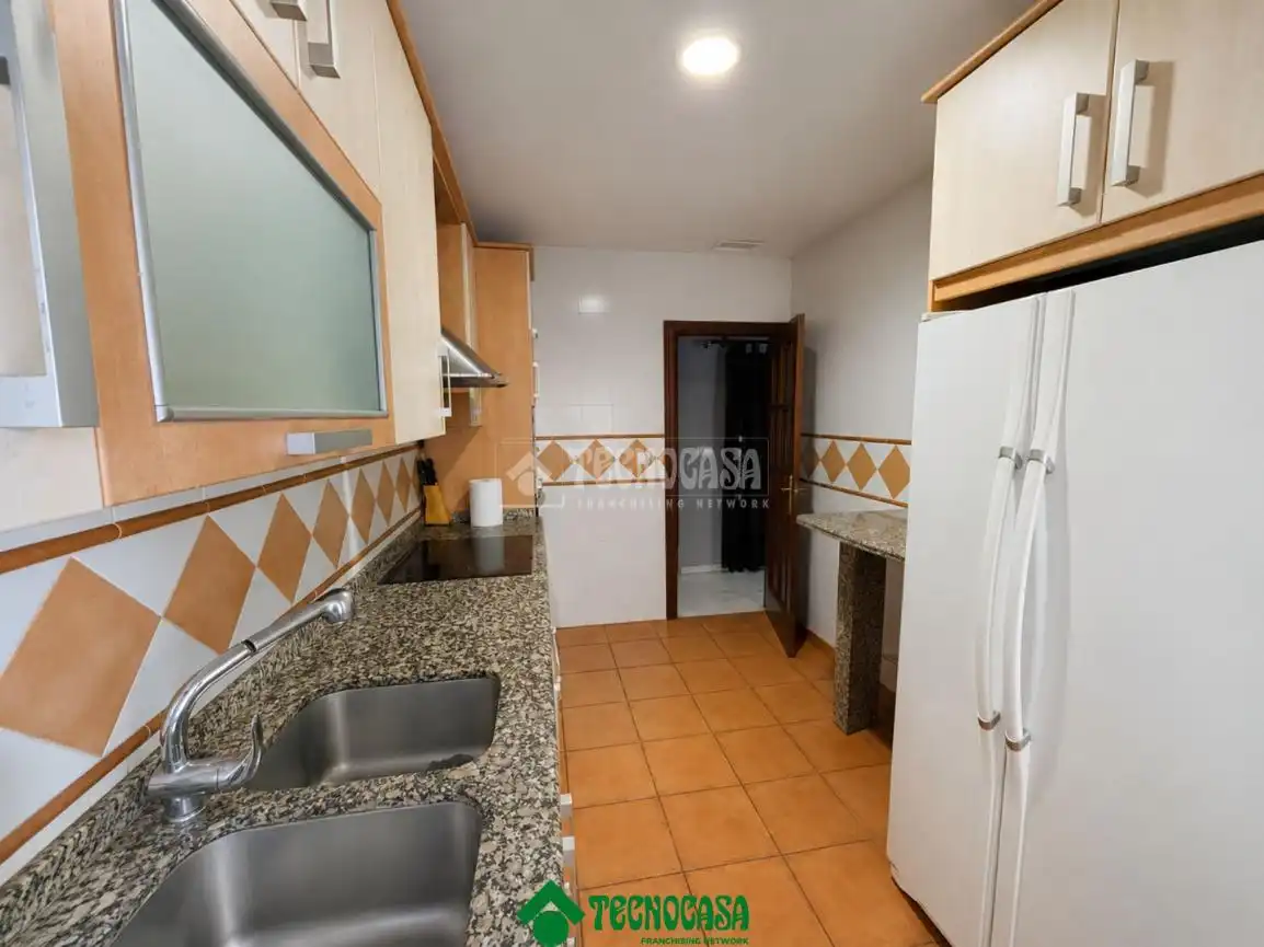 Cocina de Casa adosada en venta en Villafranca de Córdoba con Calefacción, Terraza y Balcón