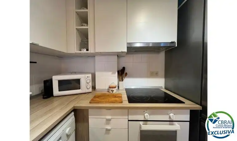 Kitchen of Apartments for sale in Empuriabrava  with Air Conditioner, Terrace and Furnished