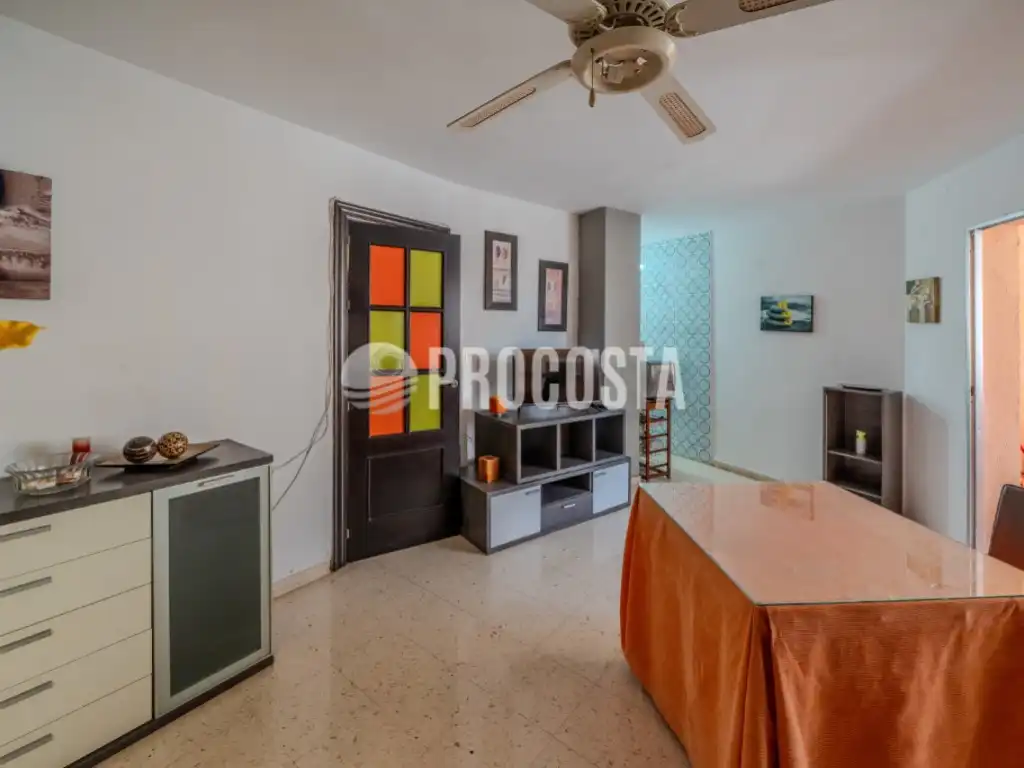 Piso en venta en Calle Dr Alvarez, Almuñecar Centro