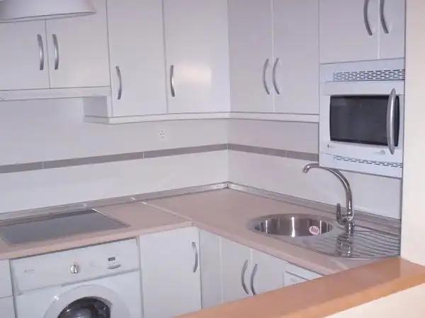 Flat for rent in Calle Emir, 13, Parque Lagos