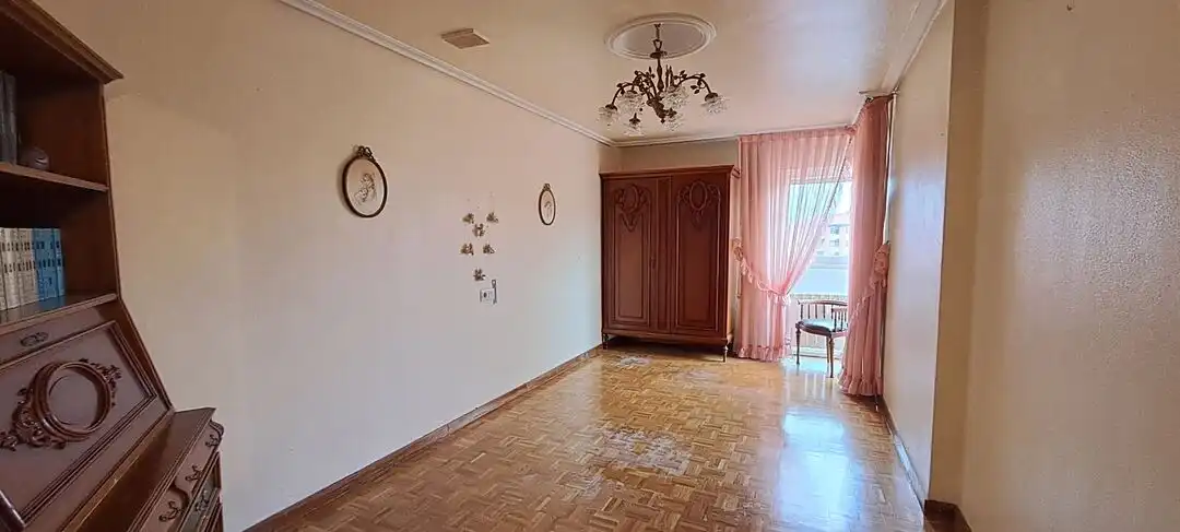 Wohnzimmer von Wohnung zum Verkauf in Vitoria - Gasteiz mit Heizung und Abstellraum