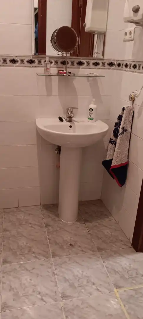 Baño de Local en venta en Madrid con Aire acondicionado y Calefacción