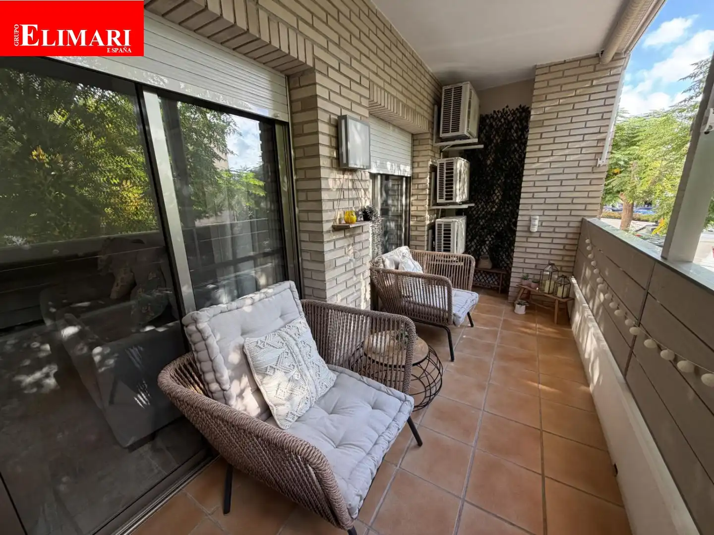 Apartament amb terrassa en venda a Avinguda Catalunya