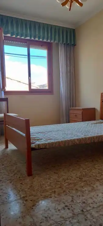 Habitación de Piso en venta en Novallas con Calefacción y Terraza