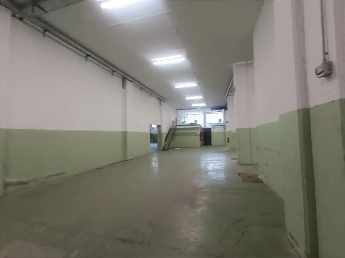 Fabrikhallen zur Miete in Elgoibar