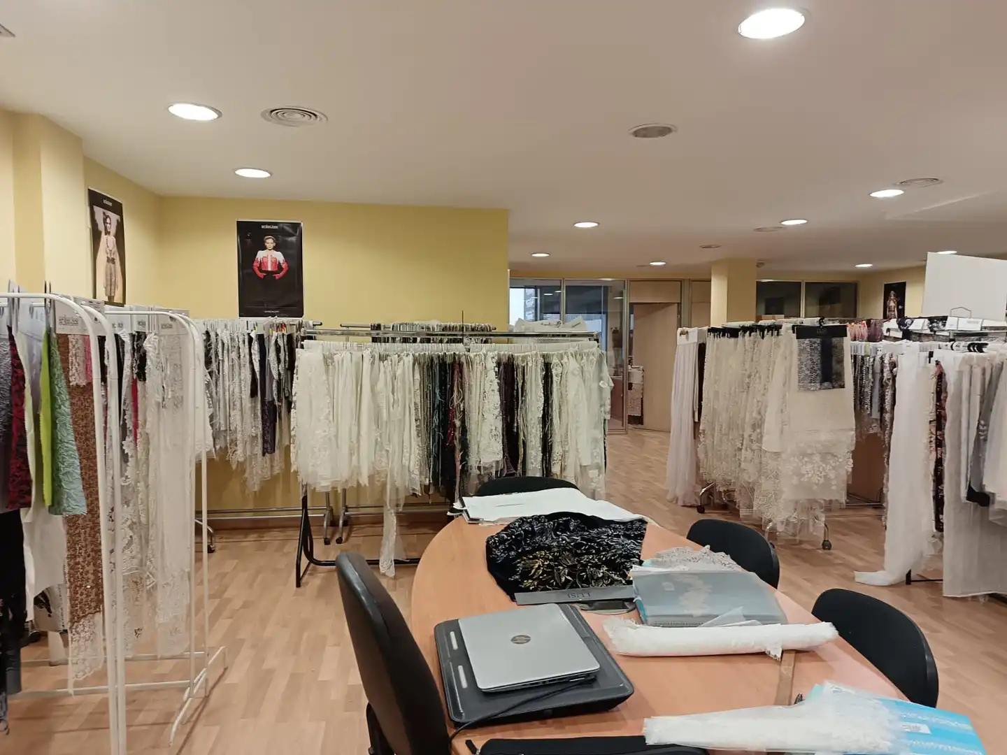 Oficina en venda en Barcelona amb Moblat