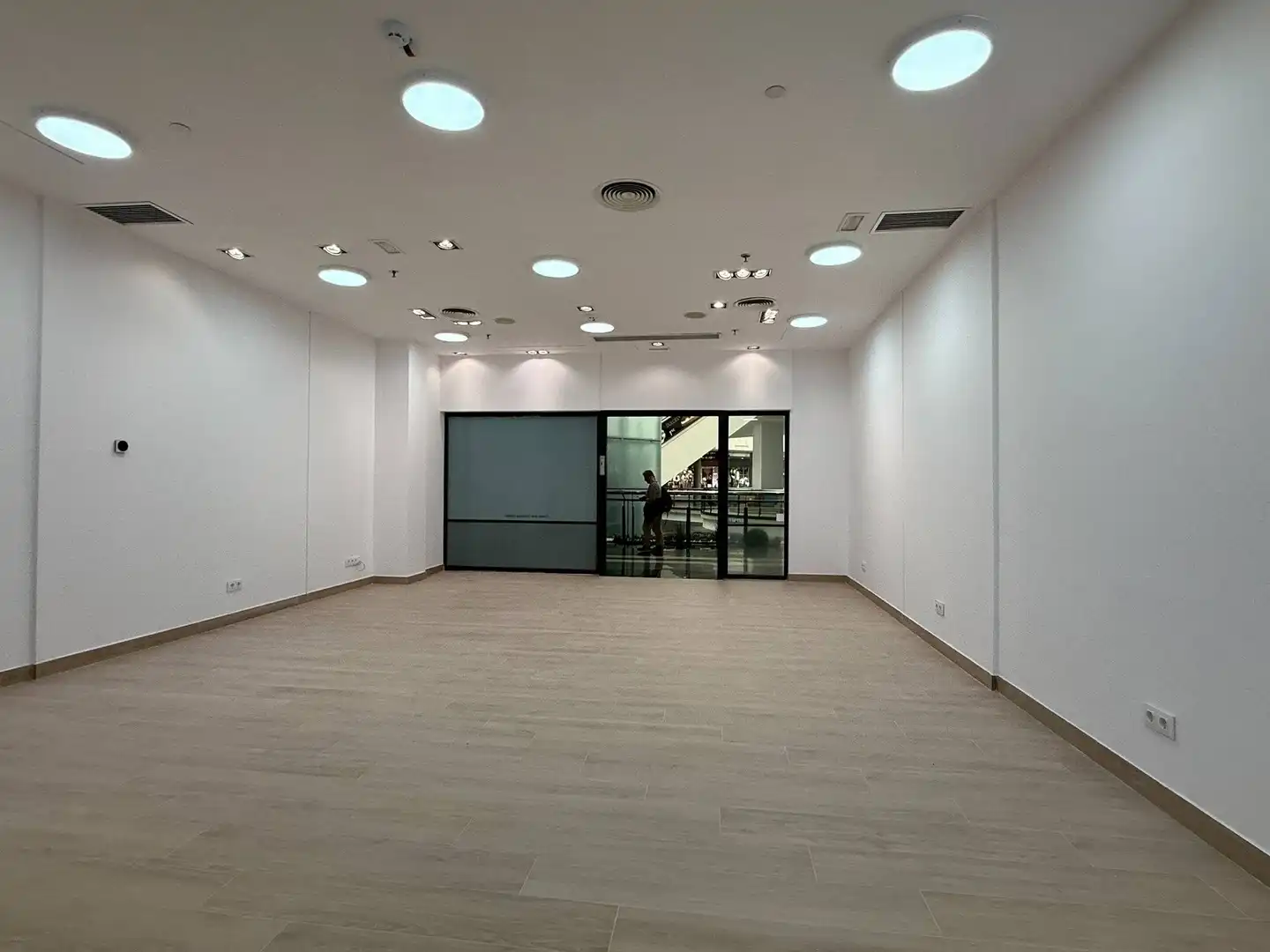 Local comercial en venta en Carrer Carrer Baricentro B-102, imagen 23