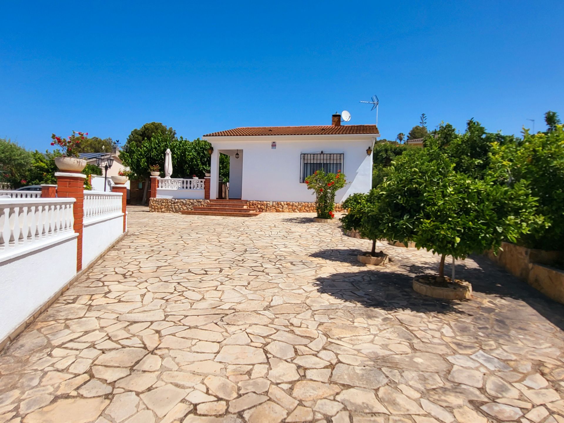 Exterior view of House or chalet for sale in Vespella de Gaià  with Heating, Private garden and Terrace