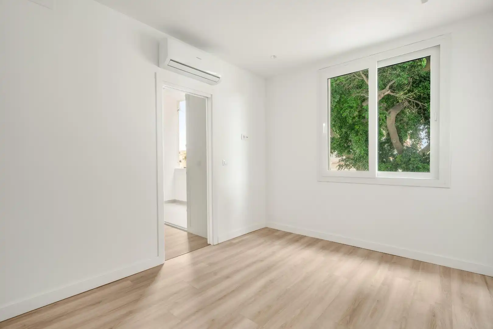 Flat with terrace for sale in Plaza Nogalera, imagen 13