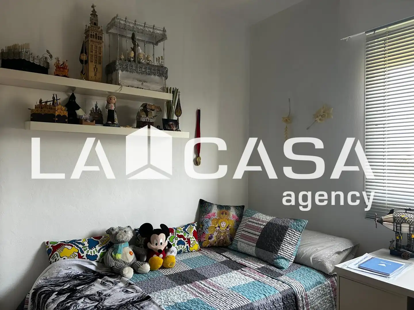 Casa o xalet en venda en Alcalá de Guadaira amb Aire condicionat, Traster i Piscina