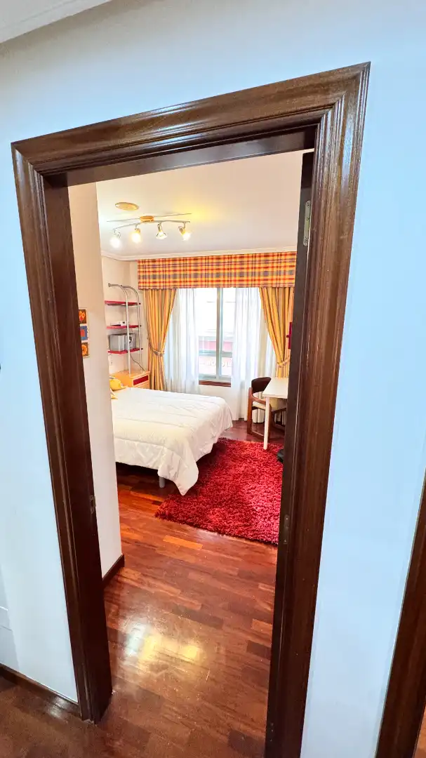Schlafzimmer von Wohnung zum Verkauf in Arteixo mit Heizung, Parkett und Terrasse