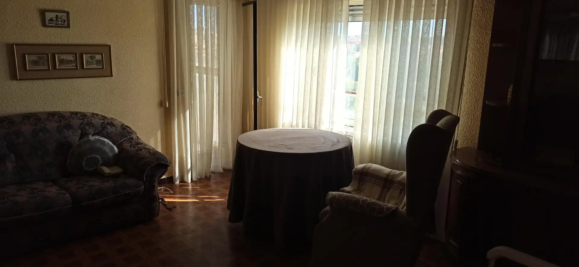 Dining room of Flat for sale in Salamanca  with Heating, Furnished and Balcony