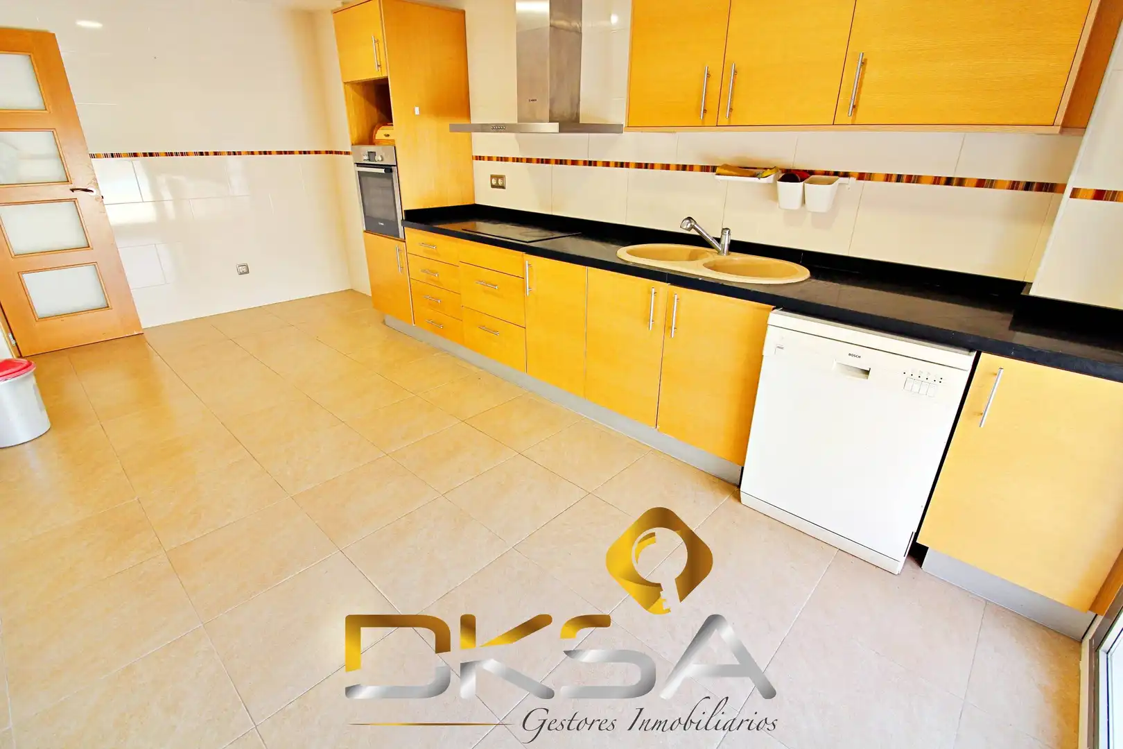 Kitchen of Flat for rent in Vila-real  with Air Conditioner and Heating