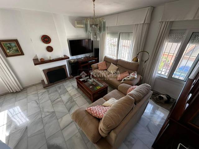 Casa adosada en Venta en Cortijo Bazán - Los Casinis - Los Cipreses