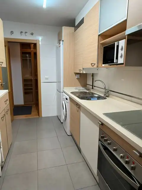 Cuina de Pis en venda en Santander amb Calefacció, Parquet i Traster