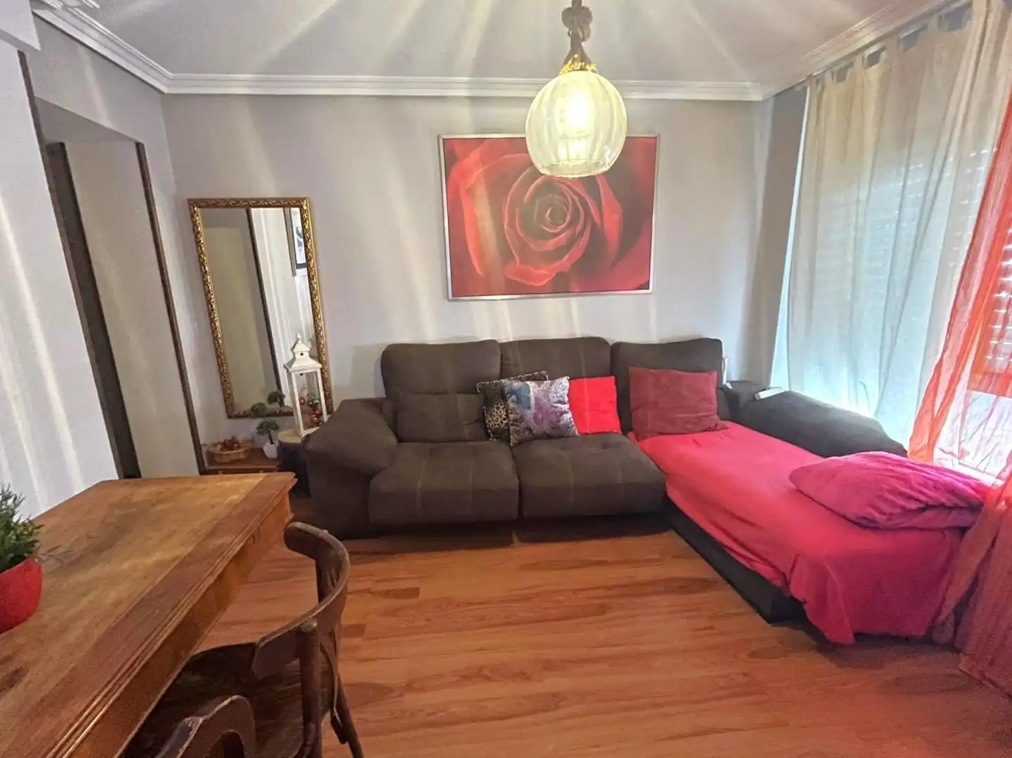 Sala de estar de Piso en venta en Oviedo  con Calefacción y Amueblado