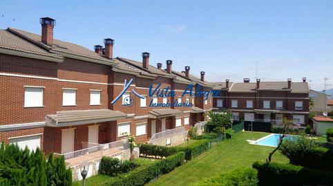 Foto 3 de Casa adosada en venta en Travesia Camino de la Cantera, Casalarreina, La Rioja