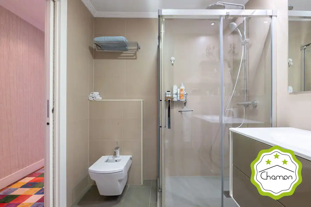 Badezimmer von Wohnung zum Verkauf in Leioa mit Heizung, Privatgarten und Terrasse