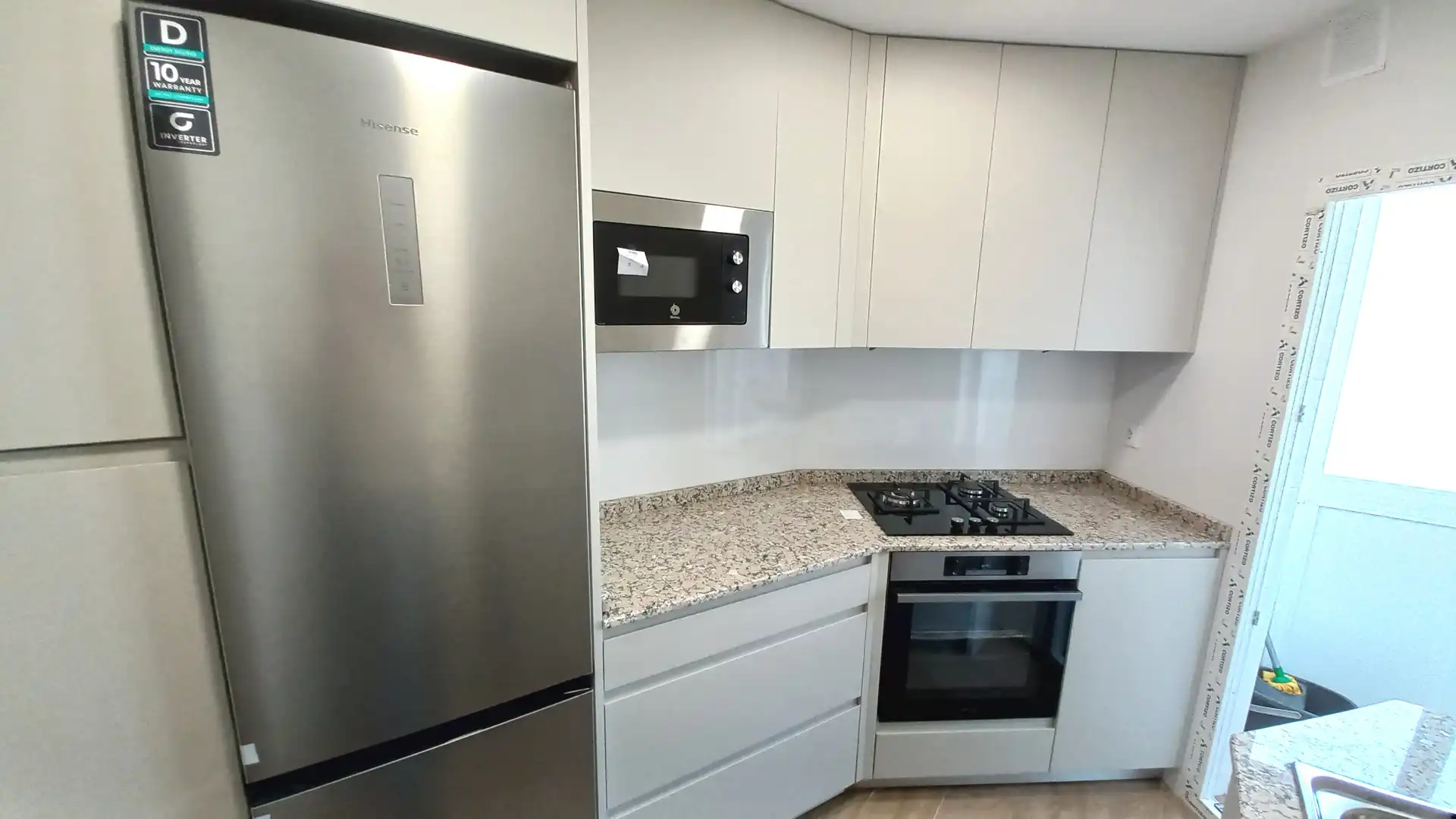 Kitchen of Flat for rent in Albacete  with Heating, Oven and Washing machine