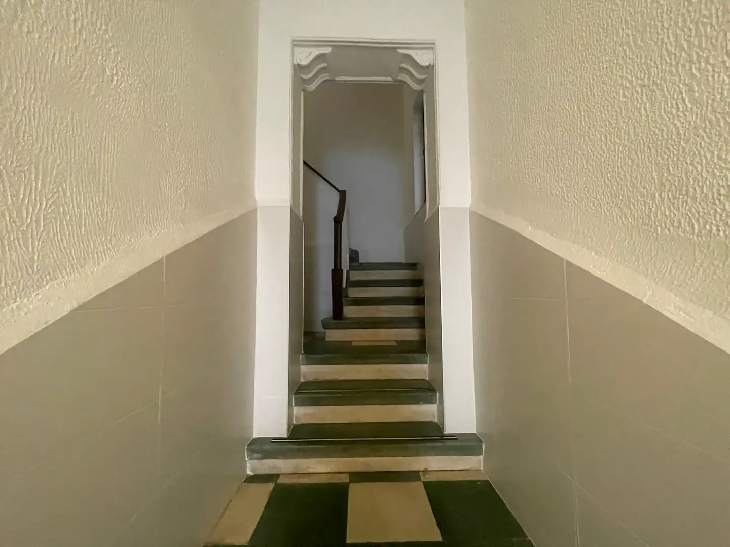 Wohnung zum Verkauf in Elda mit Möbliert und Balkon