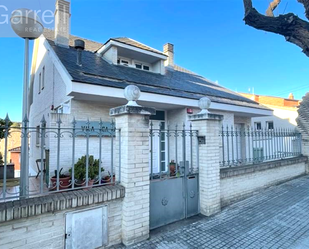 Vista exterior de Casa o xalet en venda en Sant Quirze del Vallès amb Piscina