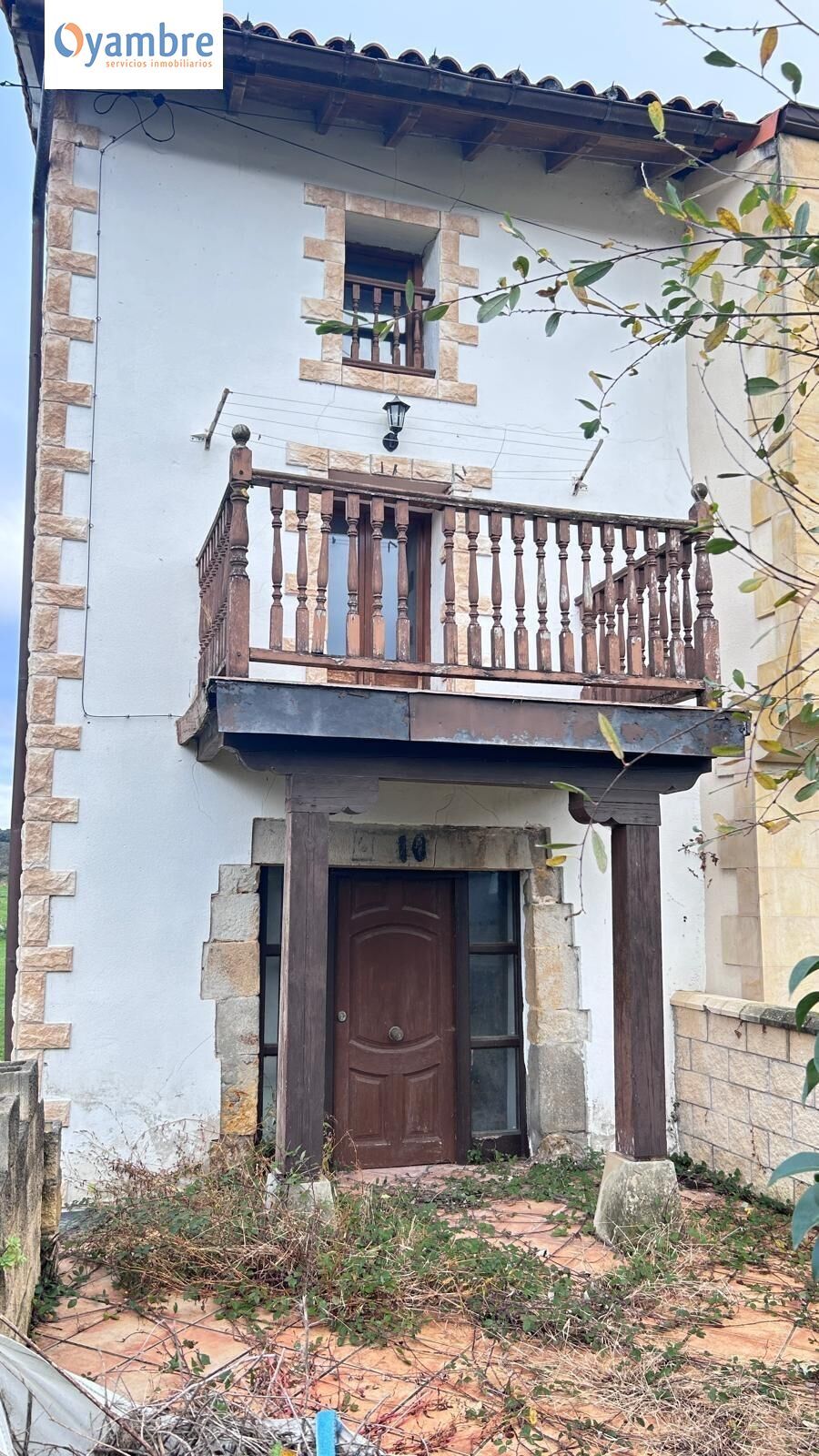 Vista exterior de Casa adosada en venda en Liendo amb Calefacció, Jardí privat i Terrassa