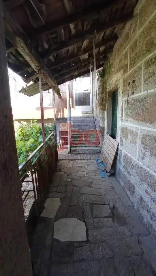 Casa o chalet en venta en Ourense Capital  con Calefacción y Jardín privado