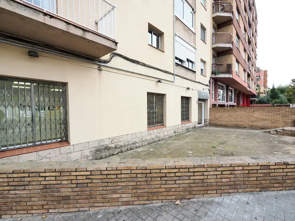 Exterior view of Commercial properties for sale in Igualada